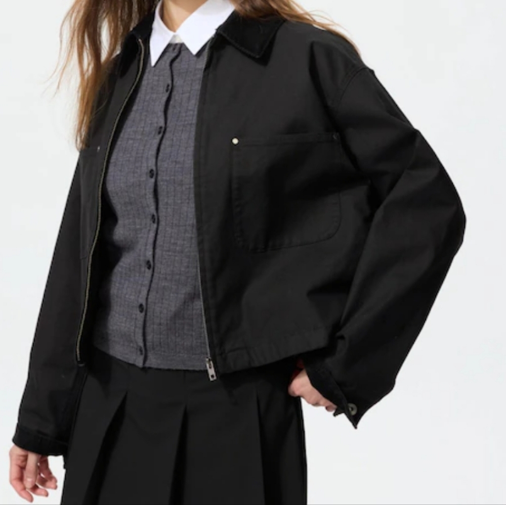 Black Uniqlo Zip-Up Short Jacket